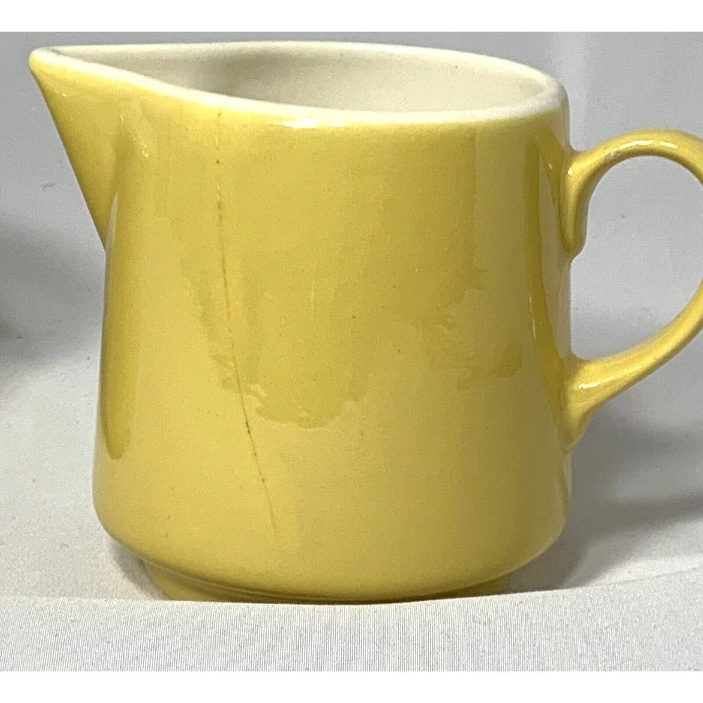 California Pottery Creamer and Sugar Yellow Vintage‎ Mid Century MCM FLAWS